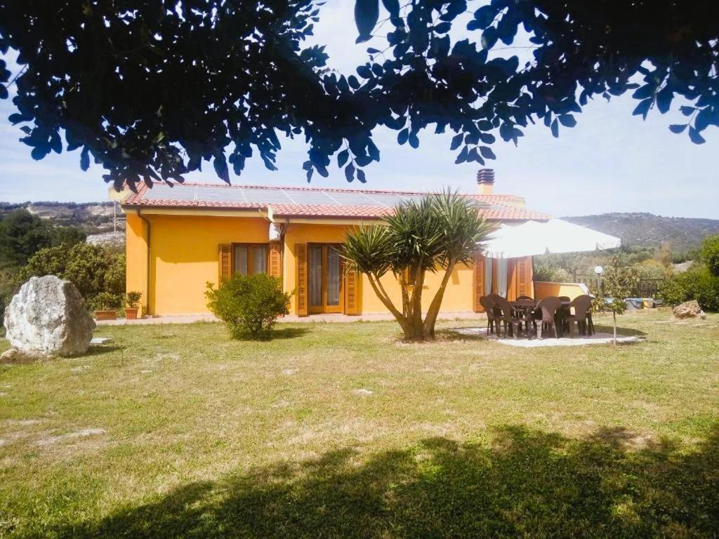 Grotta Delle Fate Bed and Breakfast Ossi Buitenkant foto